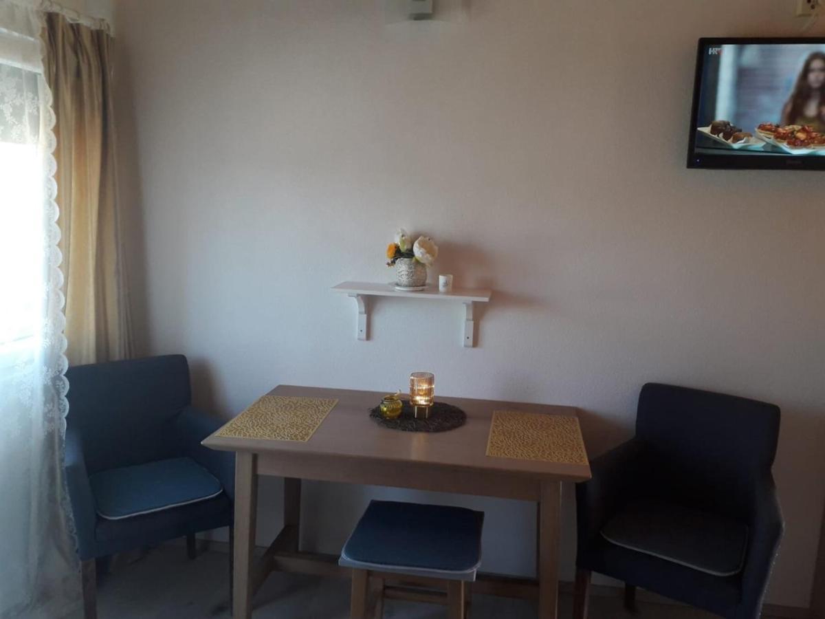 Apartments Carev 1293 Jezera Exterior foto